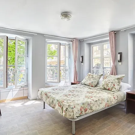 Hotel Le Petit Borda Parijs