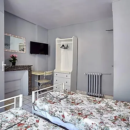Le Petit Borda Hotel Parijs